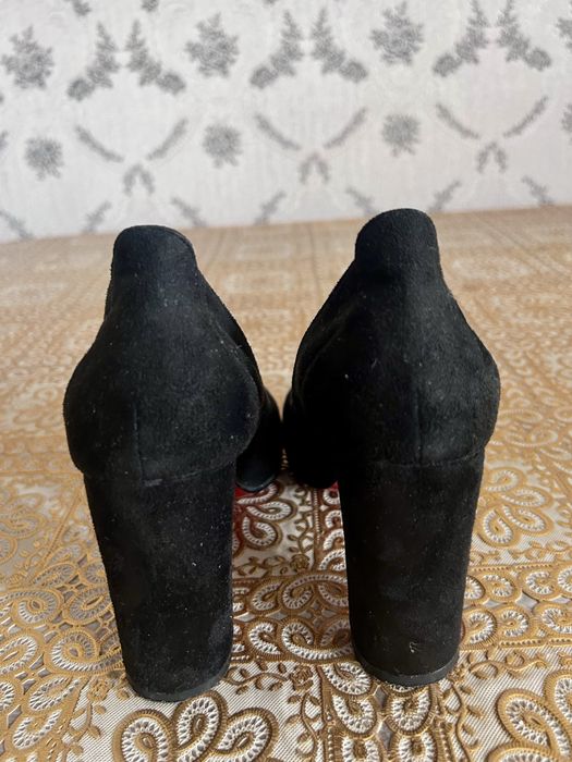Классические замшевые туфли