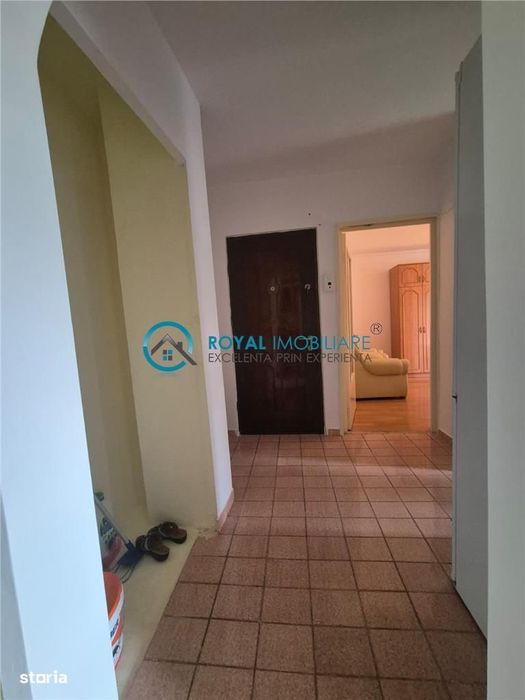 Royal Imobiliare - Vanzare apartament zona Ienachita Vacarescu