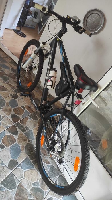 Bicicleta folosita foarte puțin