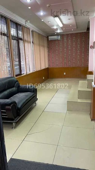 Сдается офис 70 кв.м 6 мкр