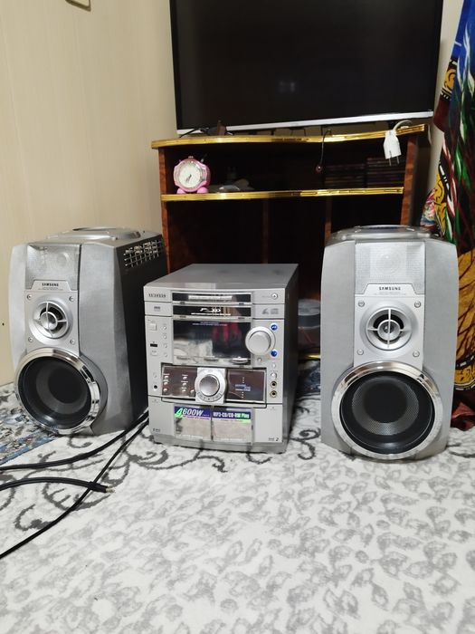 Samsung muzkalni sentr 4600 vat
