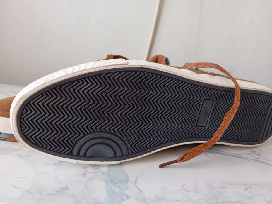 Дамски маратонки