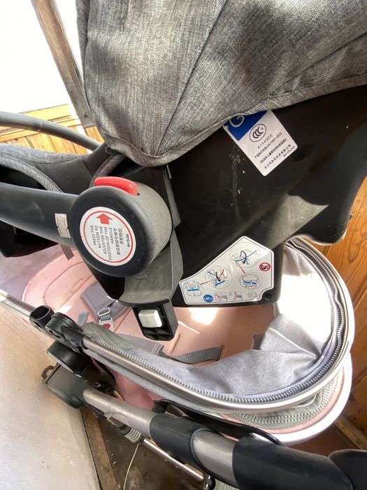 Продам коляску 3в1 вместе с авто сидением