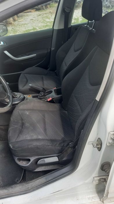 Пежо 308 1.6HDI НА ЧАСТИ