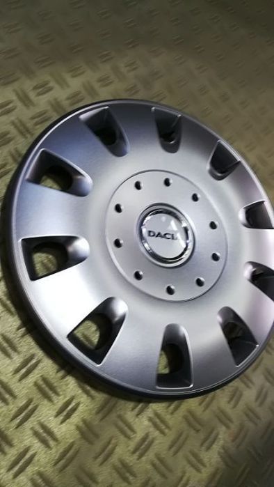 capace roti dacia r16  la set de 4 buc,capace janata aliaj,embleme