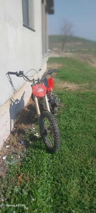 Vând sau schimb Cross KXD  pornire buton