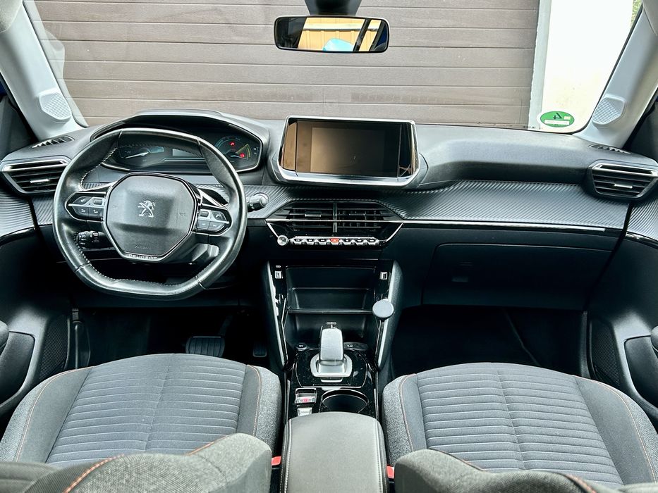 Peugeot e-208 electric 2021