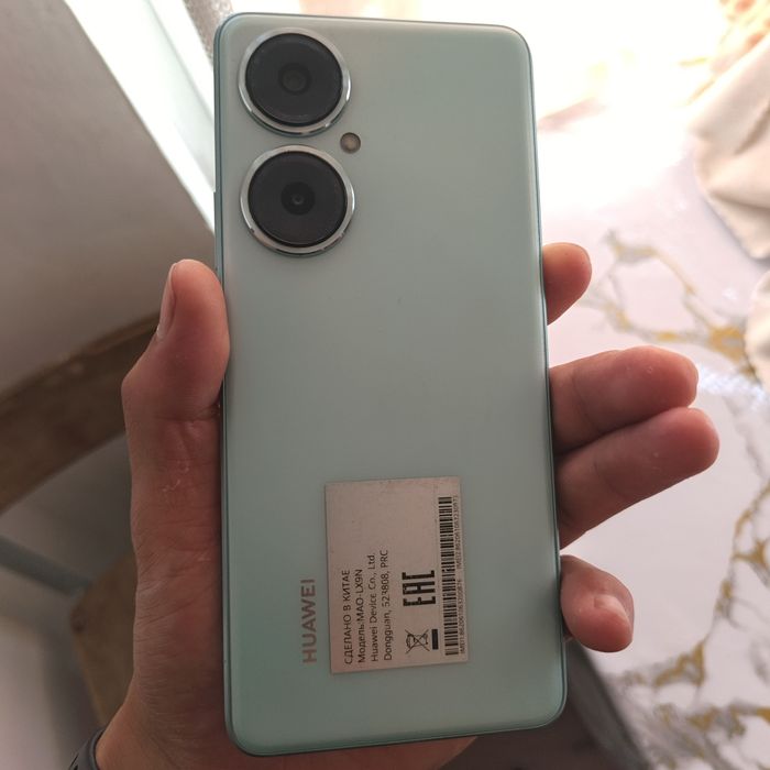 Продам Hawei i11