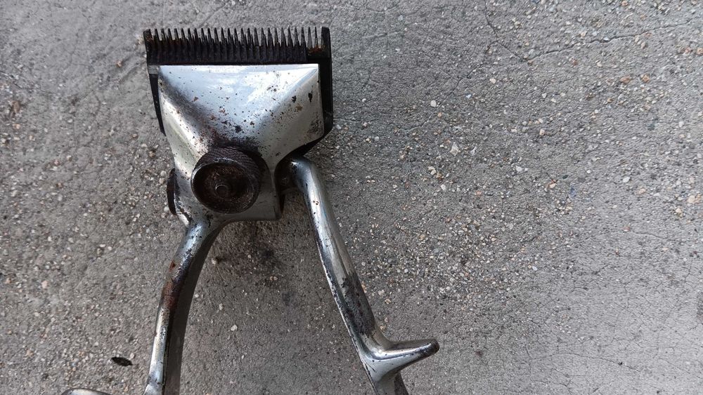 Ретро машинка за подстригване