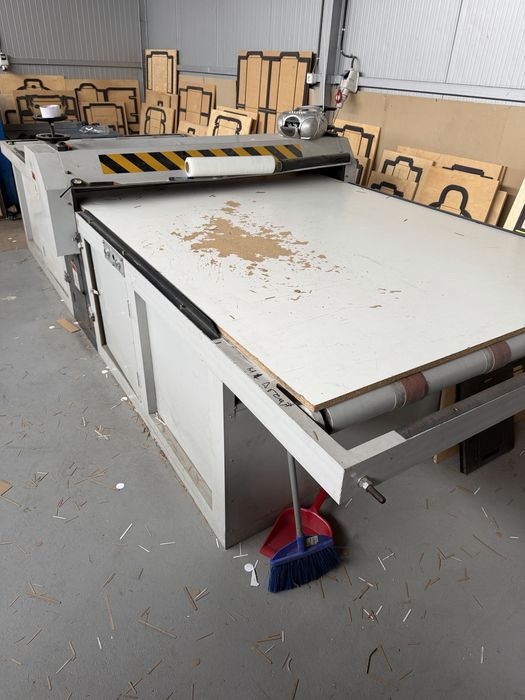 Vand firma productie cutii din carton ondulat