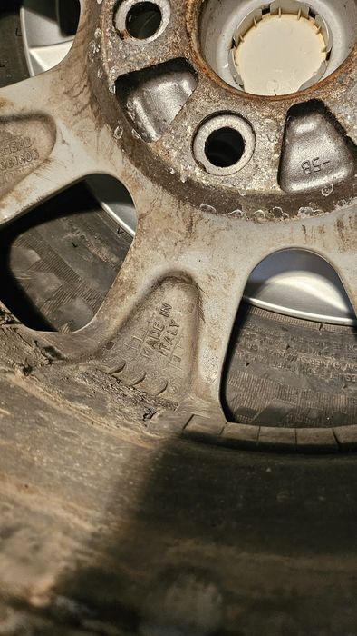 Jante Aliaj 15' 5x114.3  OEM Hyundai I30 anvelope iarna 195/65/15