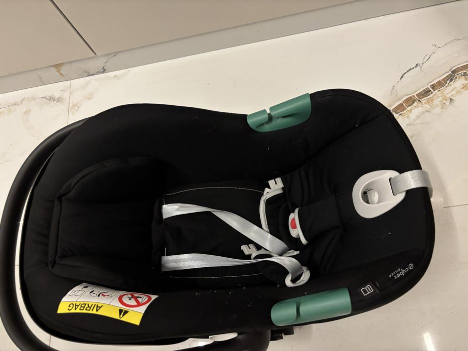 Автокресло для малышей