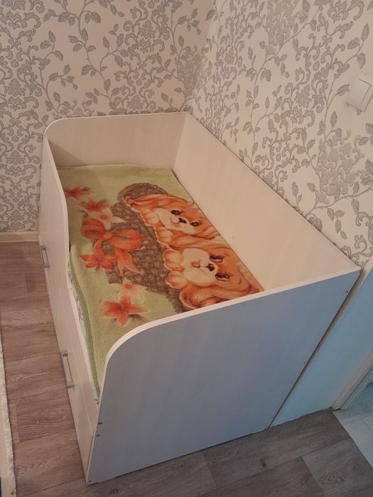 Продам детскую кровать