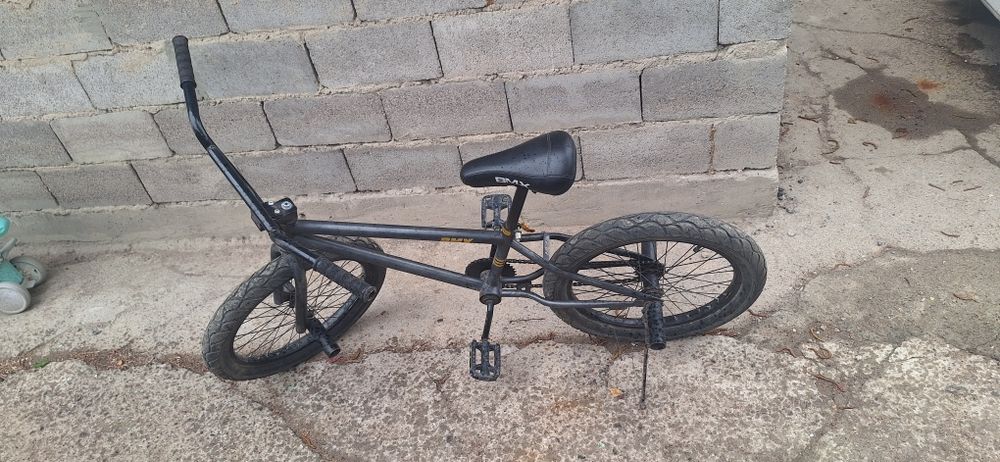 Велосипед BMX трюковый
