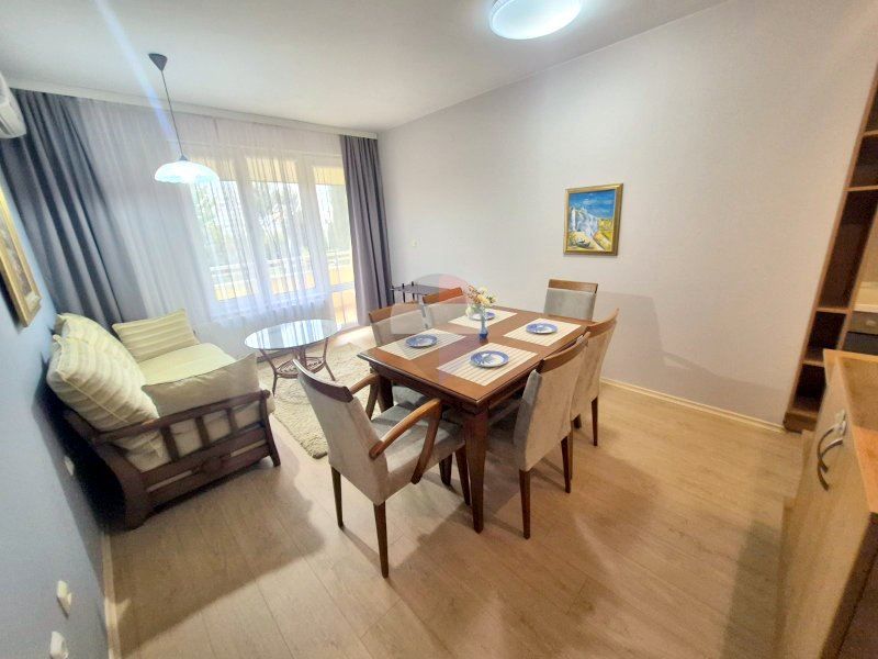 Дава се под наем Двустаен апартамент в Варна, Бриз - 60 кв.м за 530 € - Снимка #3