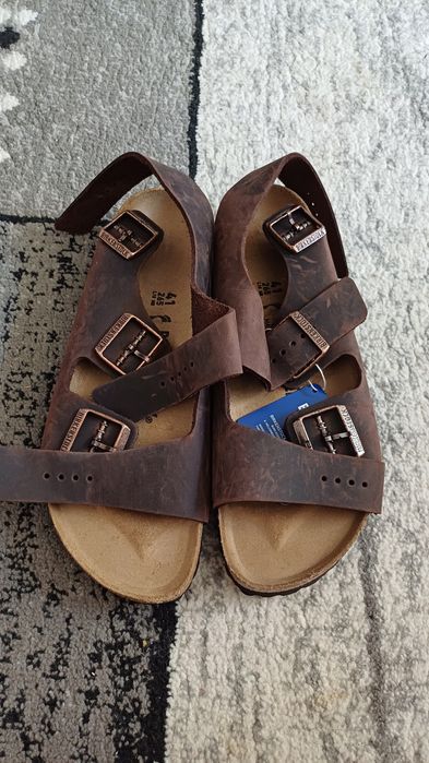 Sandale la pret accesibil