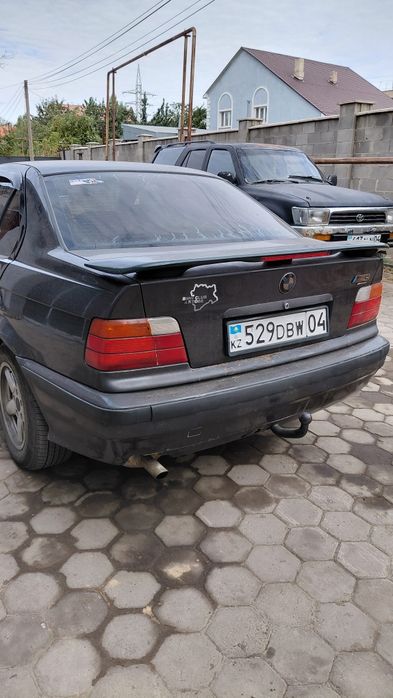 Продам БМВ Е 36 М50Б20