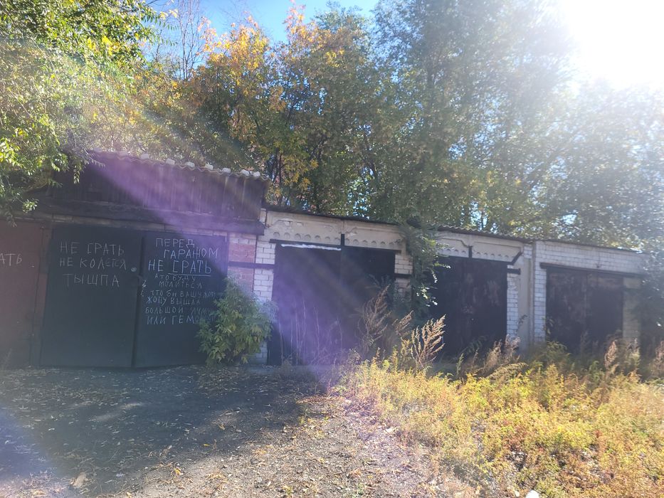 Продам гараж в районе ЦУМа