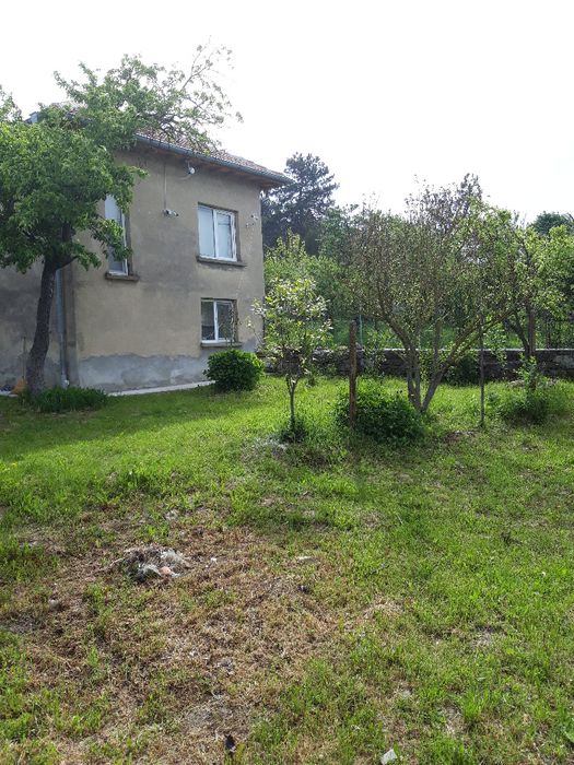 Продава се Къща в с. Изворово, Област Търговище - 140 кв.м за 272 €/кв.м - Снимка #5