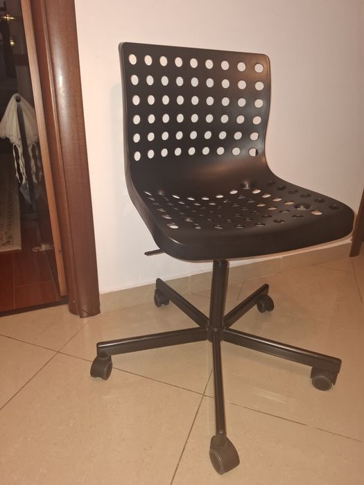 Scaun de birou  cu roti