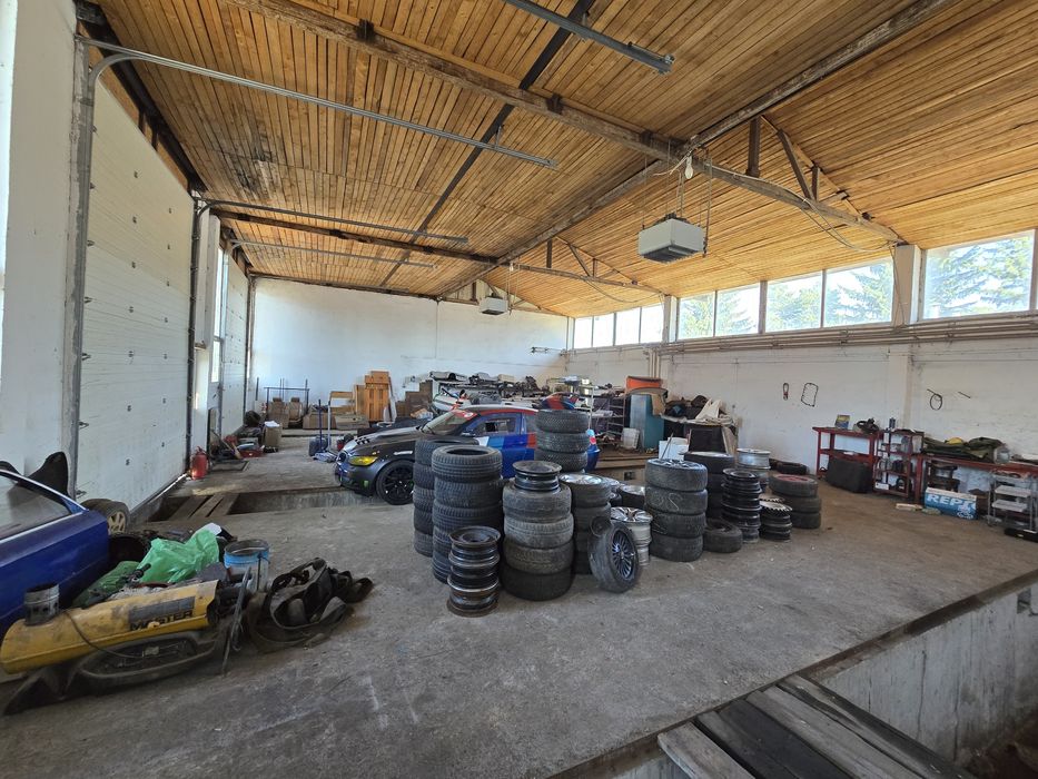 Inchiriez hala 300mp Iasi zona Dancu