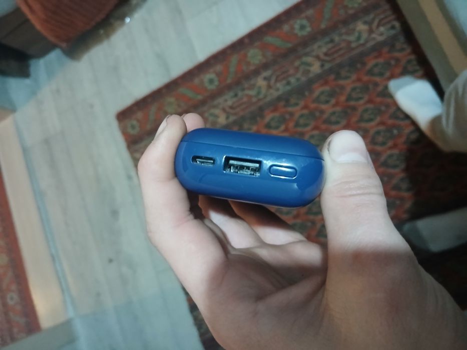 Продам повер банк