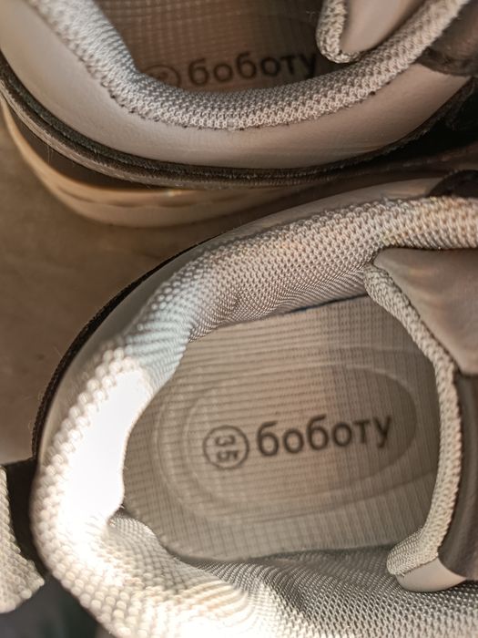 Продам кроссовки на мальчика