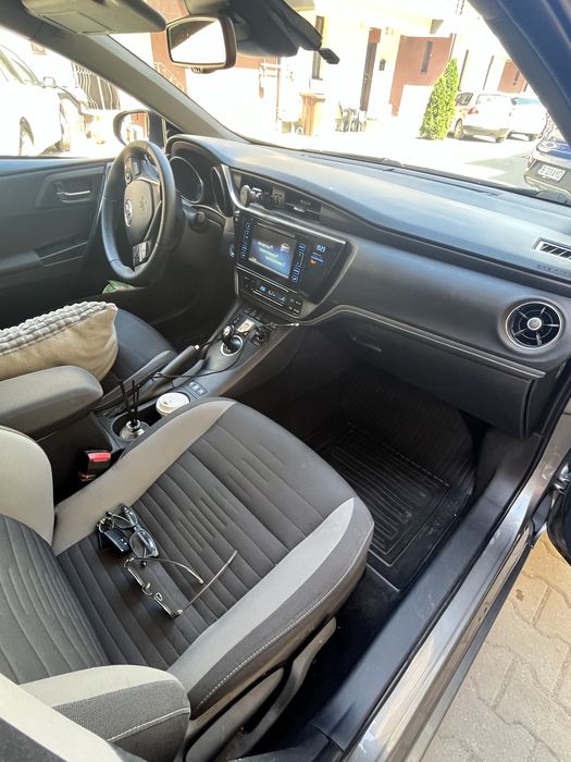 Toyota auris hibrid
