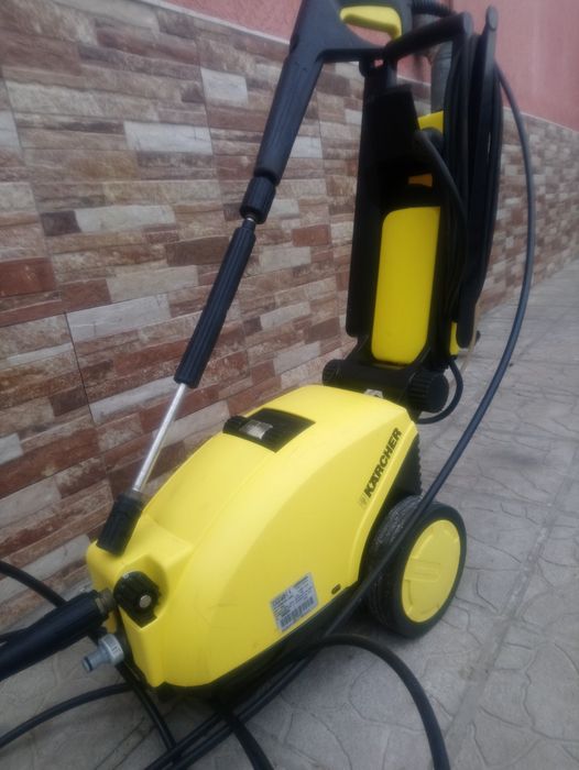 Машина за Отпушване на Канали Водоструйка  Karcher hd725 160barProfi