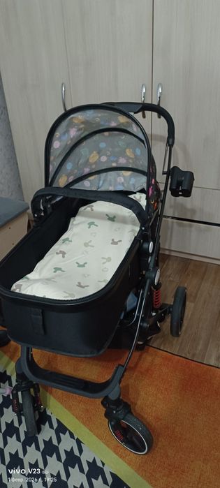 Продам детскую коляску