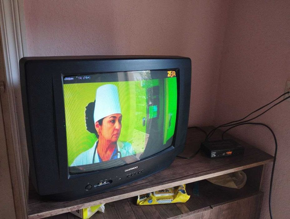 Ишлайдиган телевизор сотилади, тюнери билан бирга