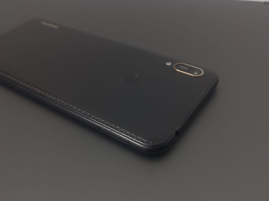 Huawei Y6 2019 года