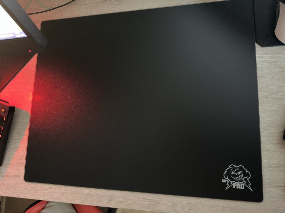 Стеклянный коврик для мыши SKYPAD 3.0