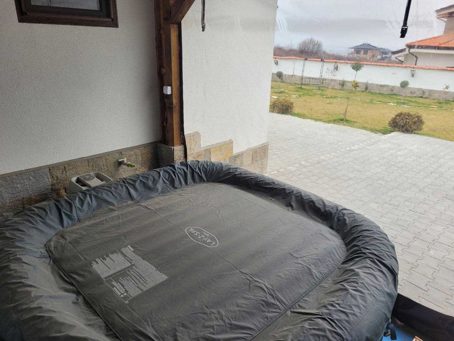 Луксозна къща в село Марково