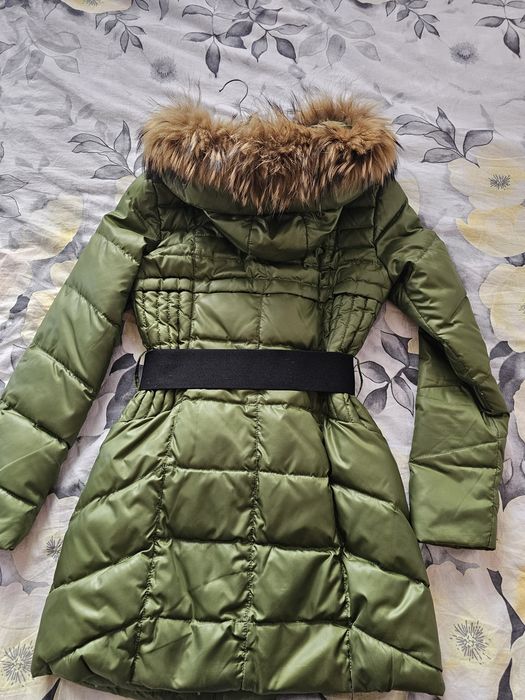 Елегантно зимно яке с естествен косъм