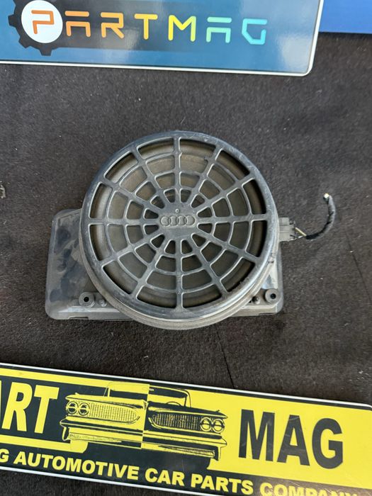 Бас колона буфер субуфер Audi A4 B8 A5 8t седан купе Bang 8t9035412 d