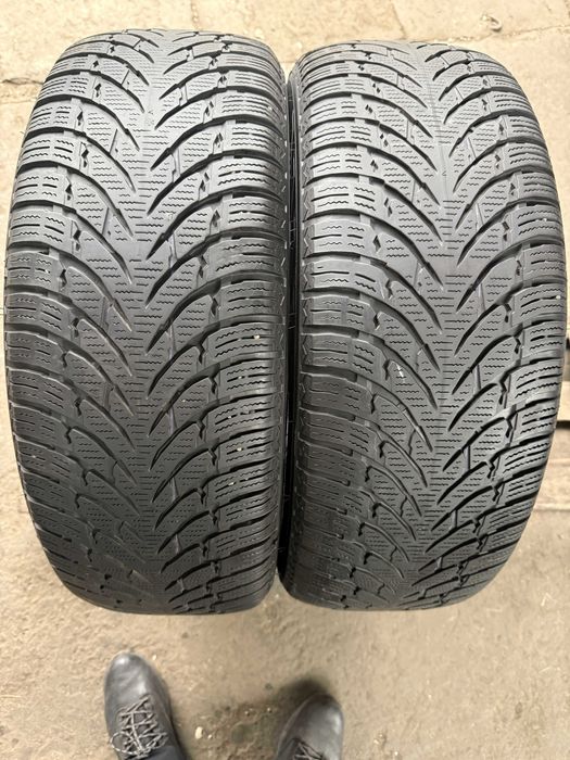 2x Anvelope iarna 215/65 r16 - Nokian VR SUV 4