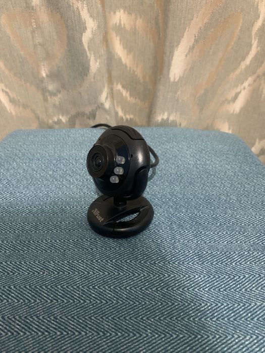 Camera Webcam Trust !! (iluminare LED)