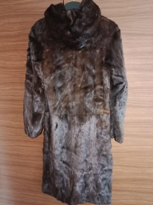 Продам шубу норковая.