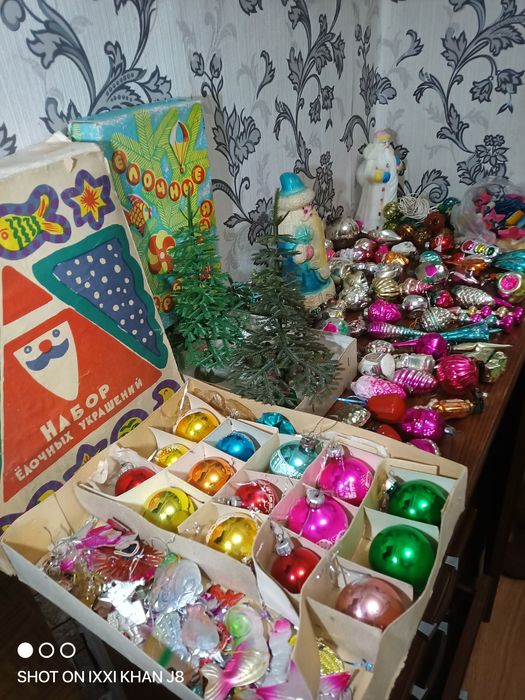 Елочные игрушки дед мороз гирлянды