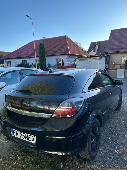 Opel Astra GTC 150 cp