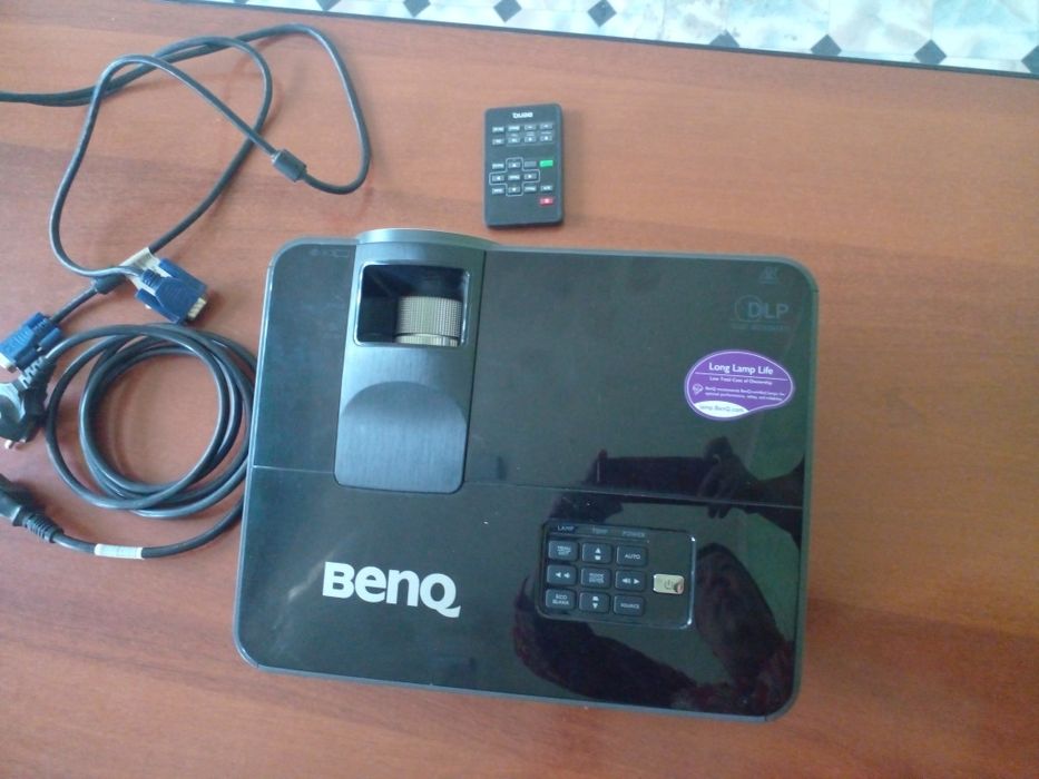 Видеопроектор BEBQ