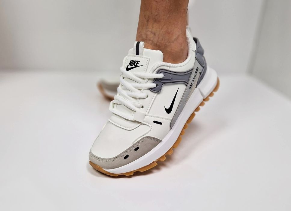 Дамски маратонки