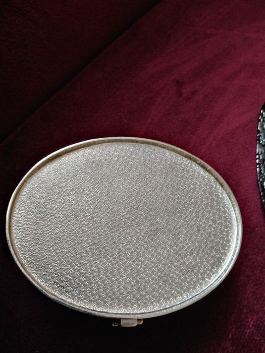 Кутии за бижута.