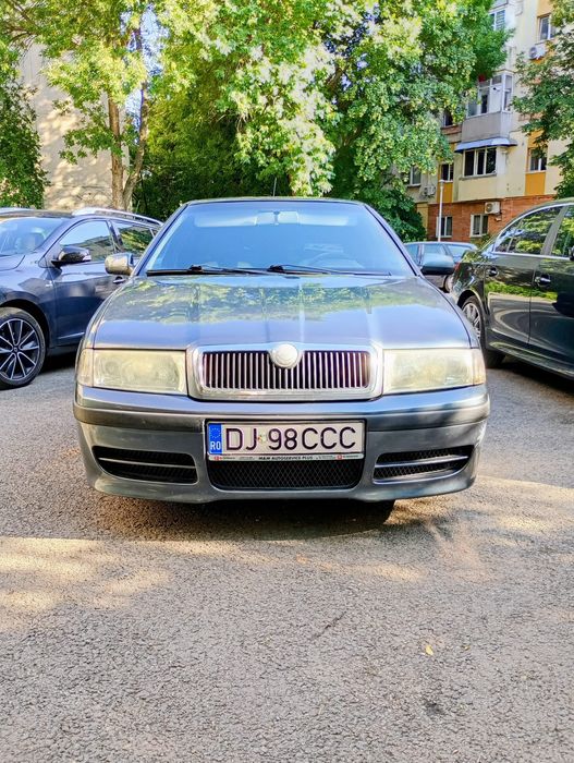 Vând Skoda Octavia