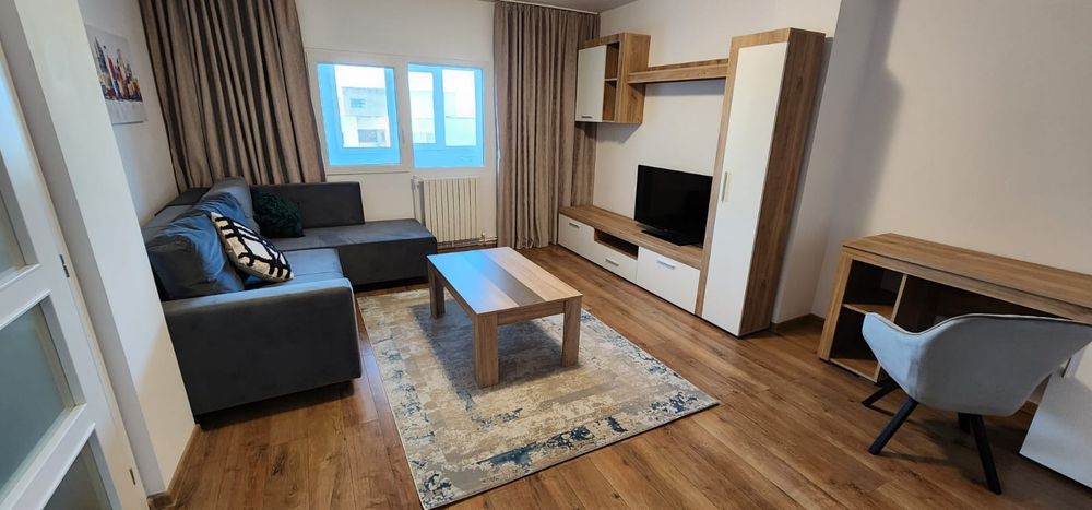 De închiriat apartament 2 camere Unirii