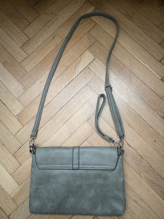 Дамска чатнта от естествена кожа