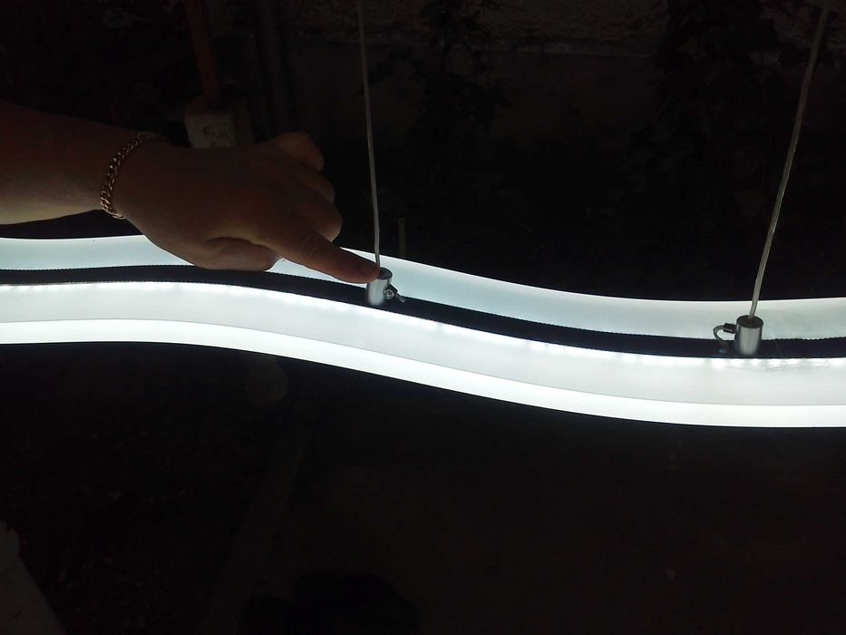 Lampa Suspendata cu Leduri