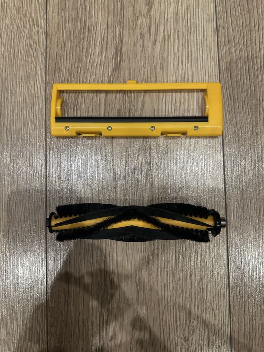 Прахосмукачка - робот Liectroux