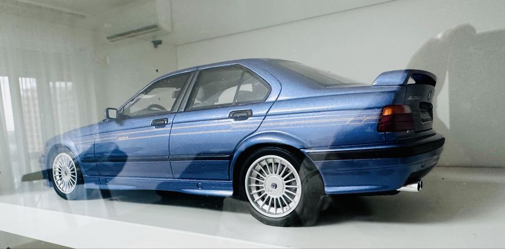 Macheta OTTO BMW Alpina e36